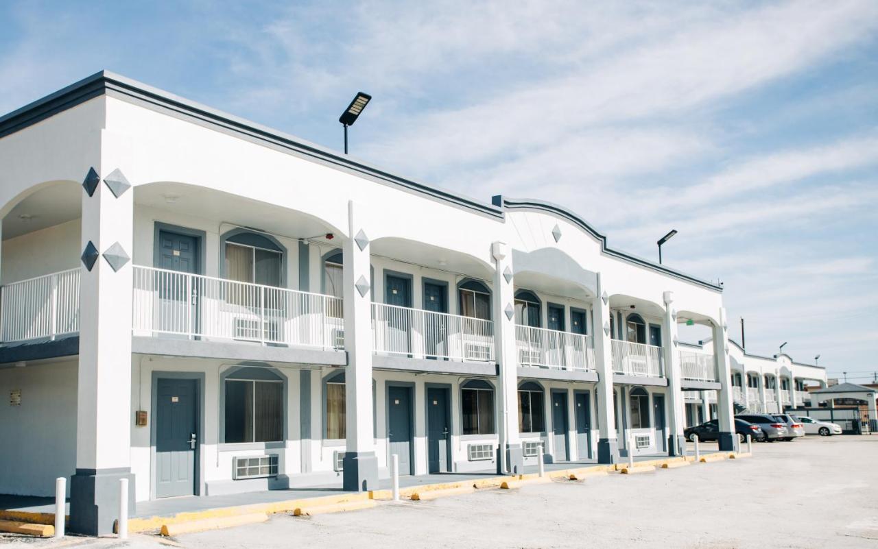 Palace Inn North Houston Exterior foto
